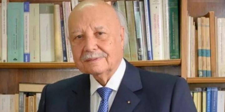 Juan Carlos Cassagne em seminário da Academia Mexicana de Direito